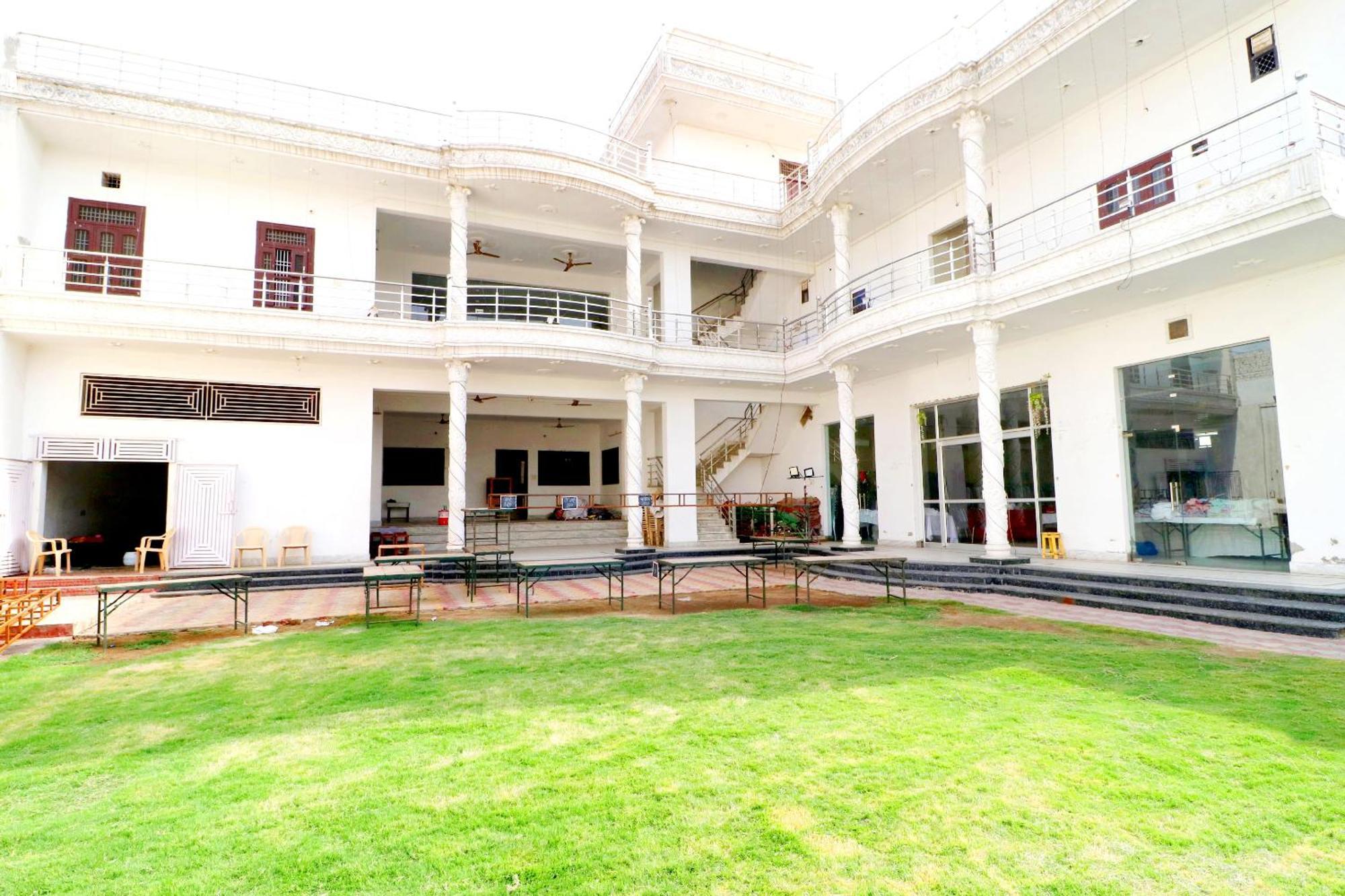 Bhiwāni Hotel O Pushp Vatika מראה חיצוני תמונה